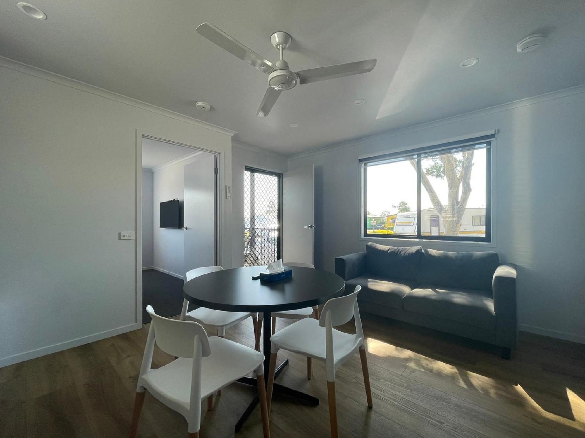 Big4 Traralgon Park Lane Holiday Park エクステリア 写真
