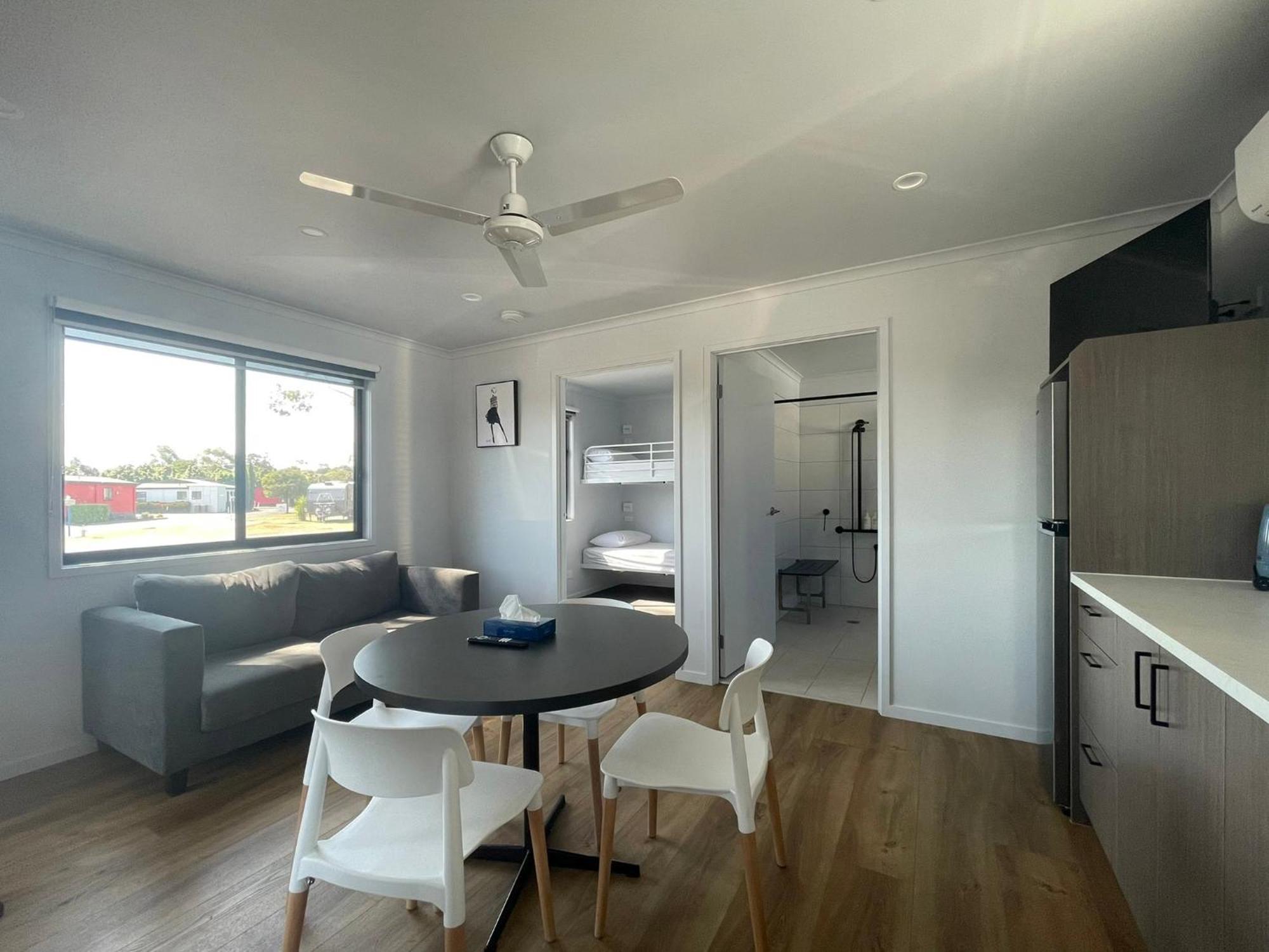 Big4 Traralgon Park Lane Holiday Park エクステリア 写真