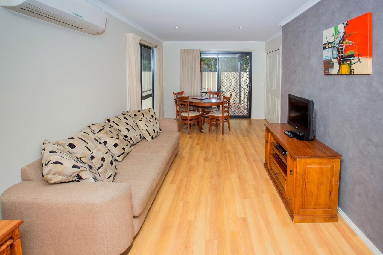 Big4 Traralgon Park Lane Holiday Park エクステリア 写真