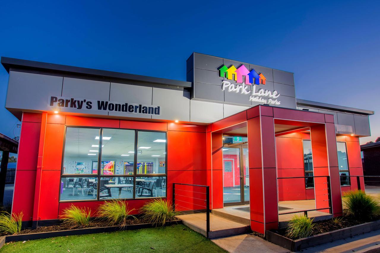 Big4 Traralgon Park Lane Holiday Park エクステリア 写真